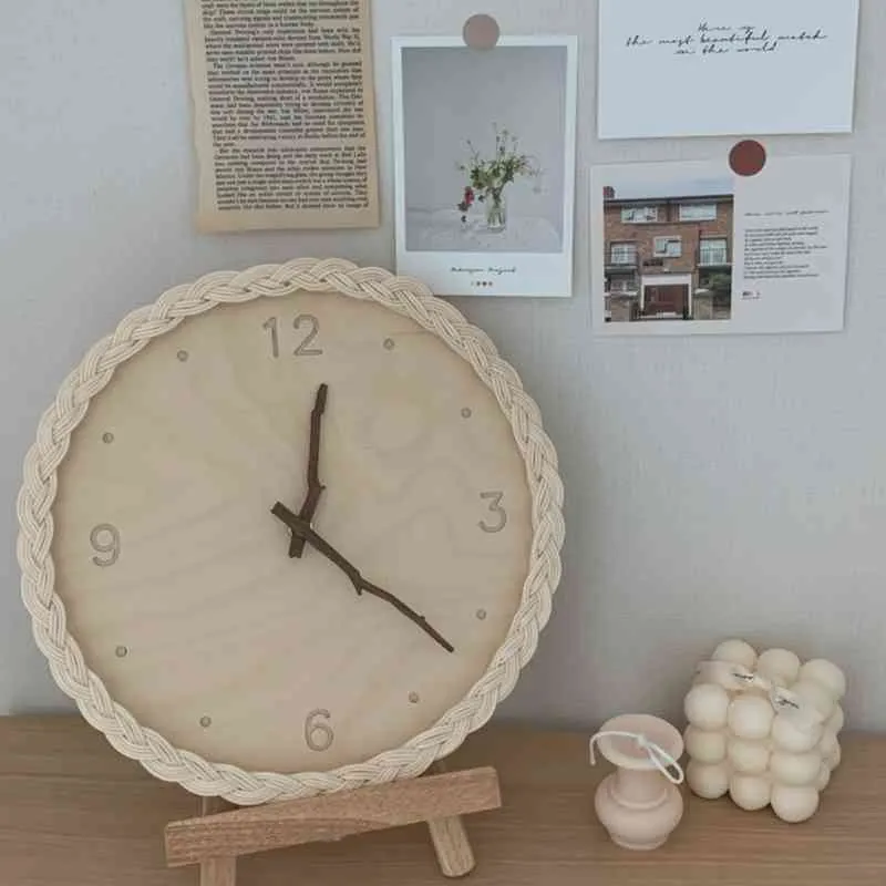 11 Inches Silent NonTicking Quartz Wall 3D Wood Kitchen Clock for Home Office Classroom School Living Room Decor Retailsa4274075