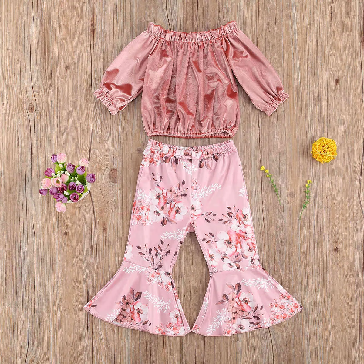 6M-5Y velours enfant en bas âge enfant bébé fille vêtements ensemble volants à manches longues haut Floral Flare pantalon automne printemps enfants 210515