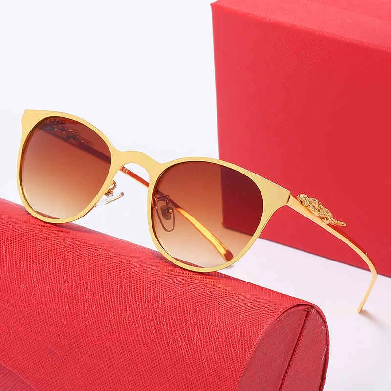 Óculos de sol da moda de alta qualidade 10% de designer de luxo Novos óculos de sol masculinos e femininos 20% de desconto na cabeça de óculos de olho de gato completo quadro óptico de metal