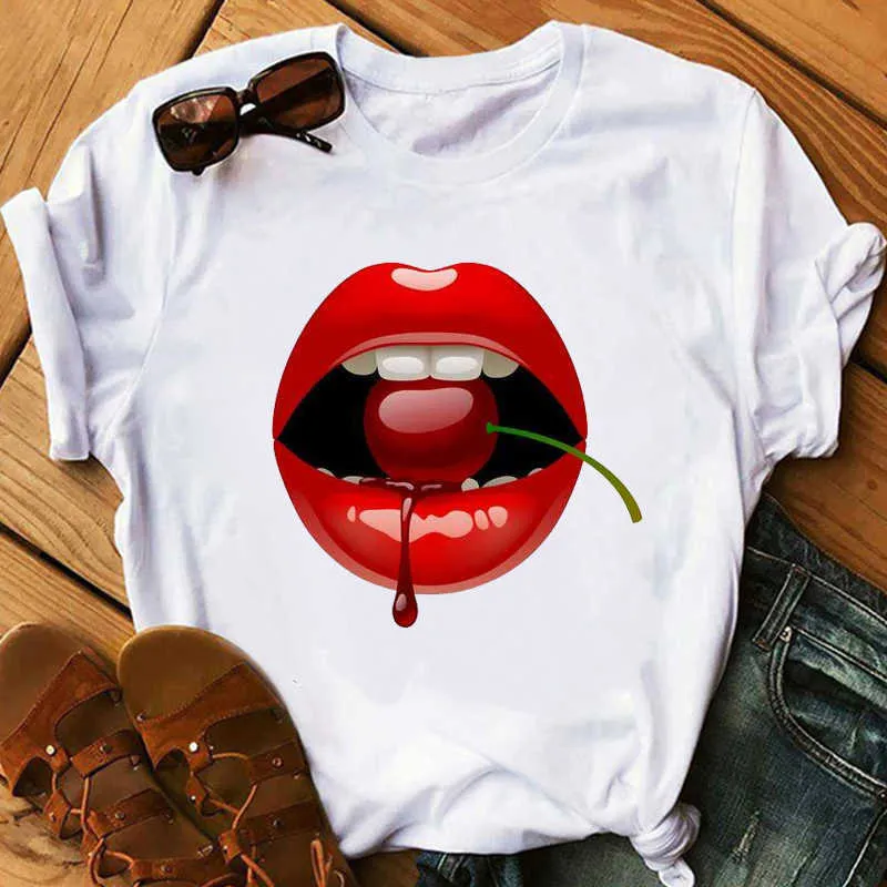 Tshirt Kpop Koreaanse stijlen T-shirts Kawaii Mooie Lippenstift T-shirt grafische Tees Dameskleding Lippen Make-up Art Summer Top Tops X0628