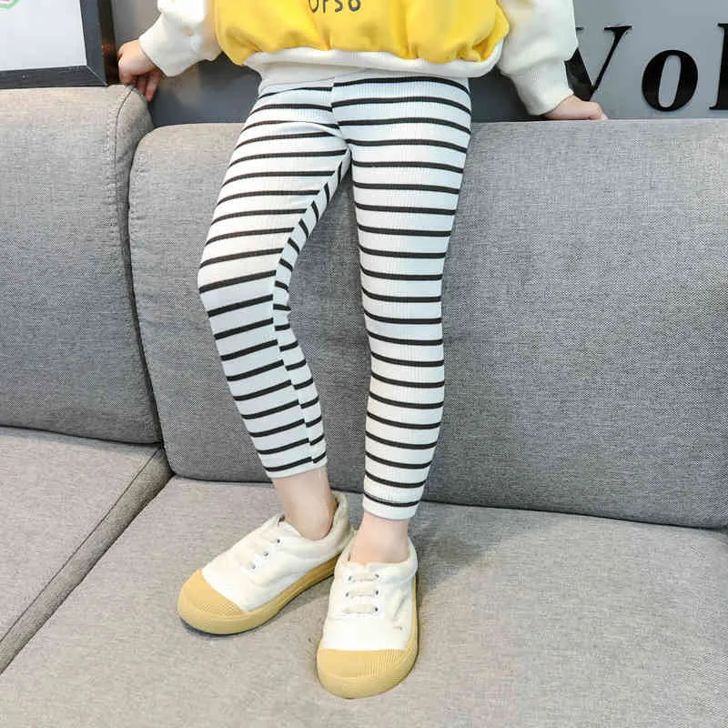 Höst Söt tjejer Bomull All-Match Striped Leggings Kids Casual Skinny Byxor Barn Render 210508