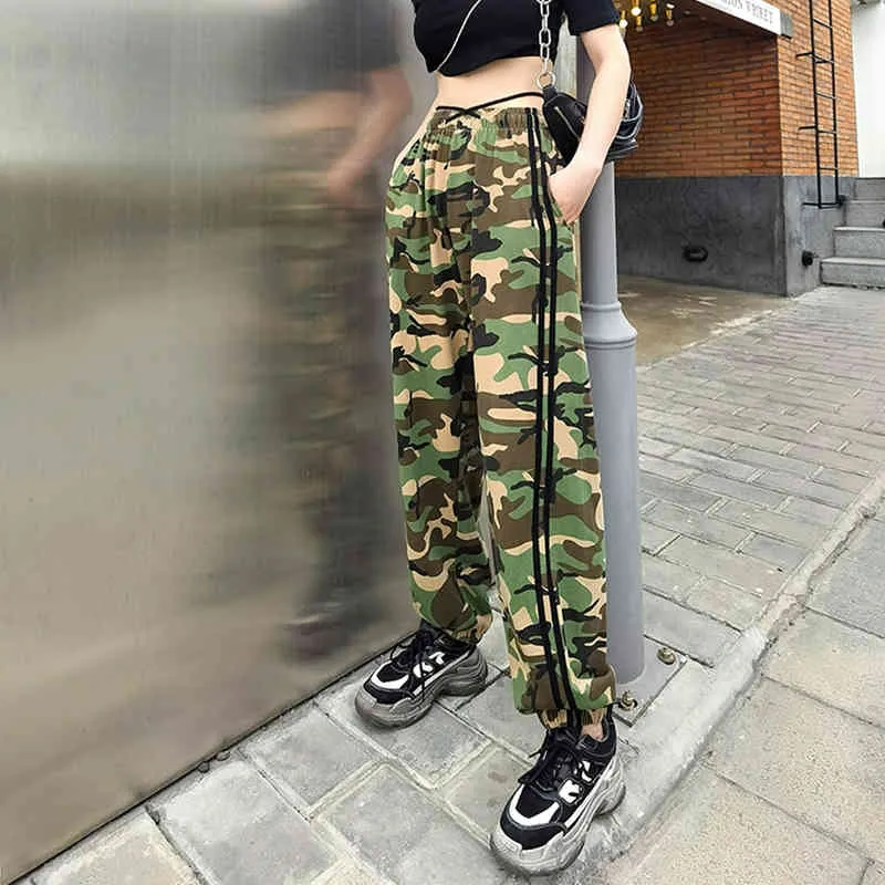 [EAM] High Elastic Waist Camouflage Green Long Harem Trousers Loose Fit Pants Women Fashion Spring Summer 1DD8801 210512
