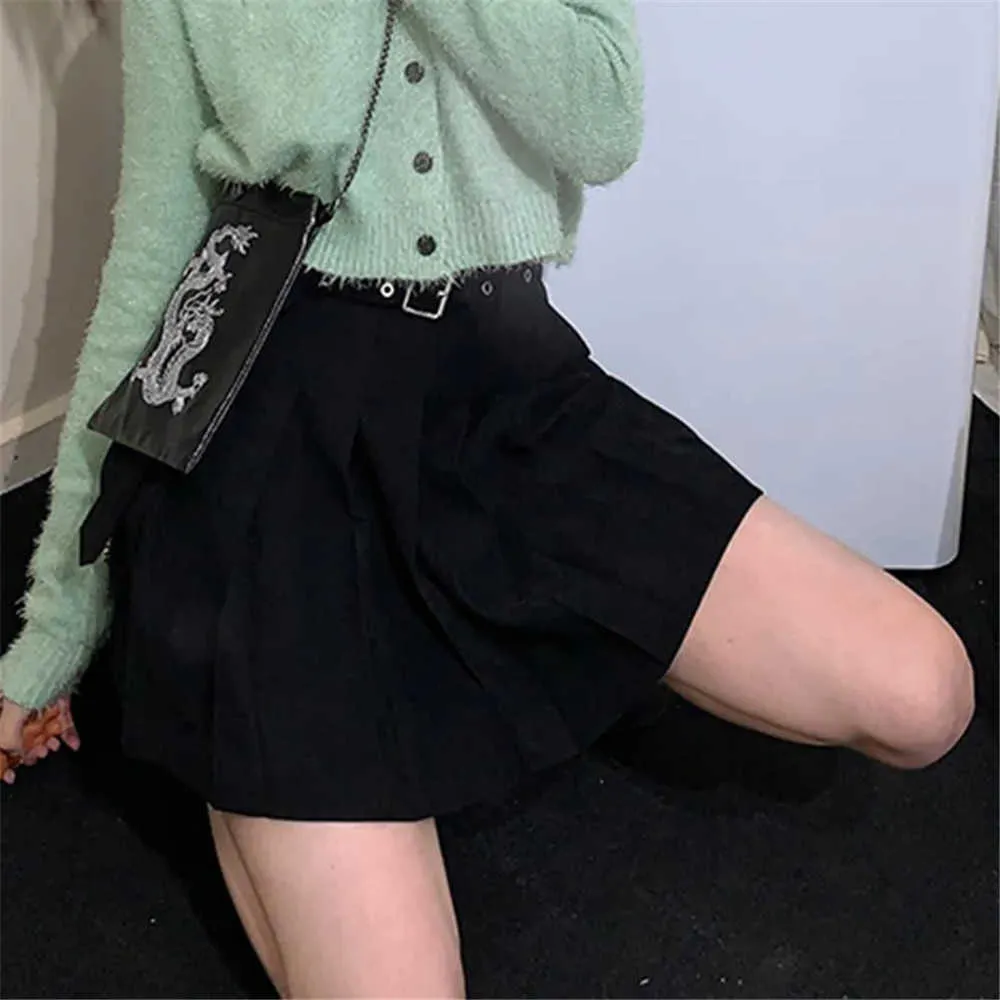 Gotisk svart bälte kedja mörk akademi veckad kjol kvinnor hög midja fast färg mini kjol sommar harajuku punk kort kjol 210619