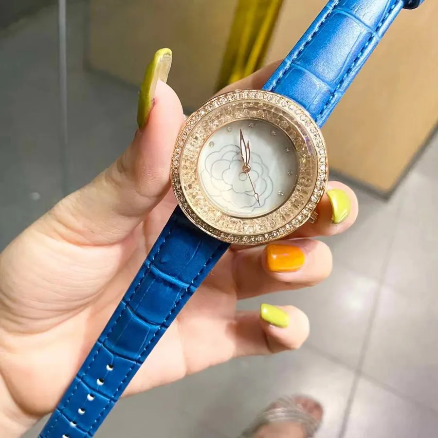 Marka Watches kadın kız kristal çiçek tarzı deri kayış kuvars bilek saat cha621856