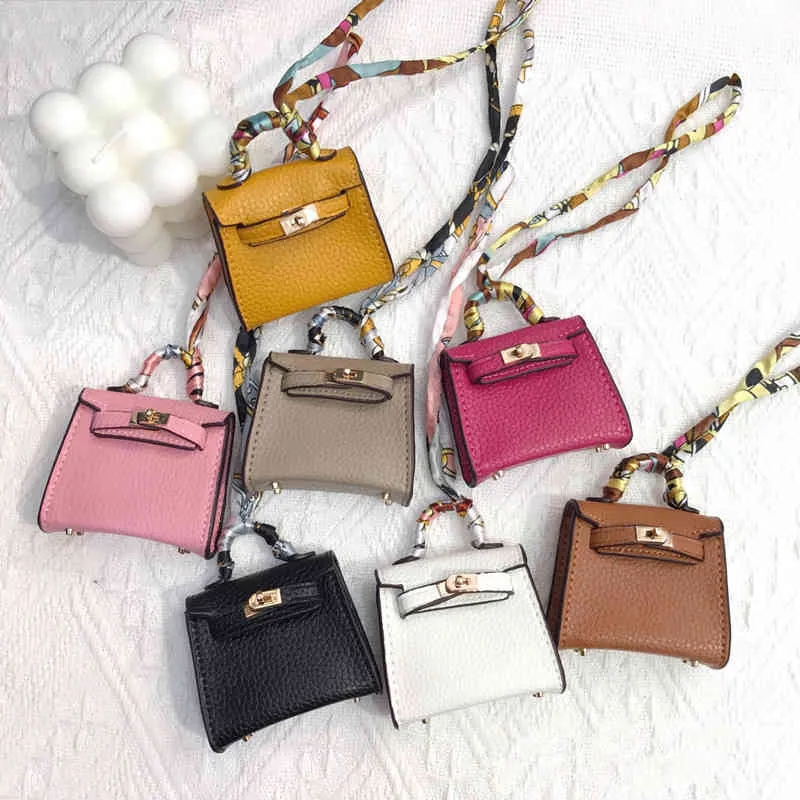 Moda marcas de luxo mini saco chaveiro ornamentos carro charme pingente chaveiro acessórios minúsculo artesanal mochila decoração gift4360157