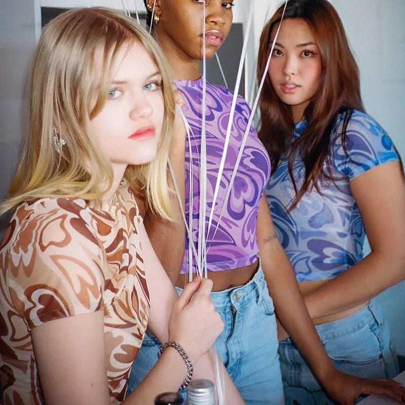 6色のTシャツのための女性の夏原宿ストリートウェアファッション半袖作物トップE女の子Y2K審美的なグラフィックトップス90S TEE x0628