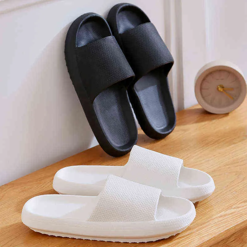 Espessura plataforma casa de banho casa chinelos mulheres moda macio sola sola casa interior desliza sandálias de verão não deslizamento flip flops y220412