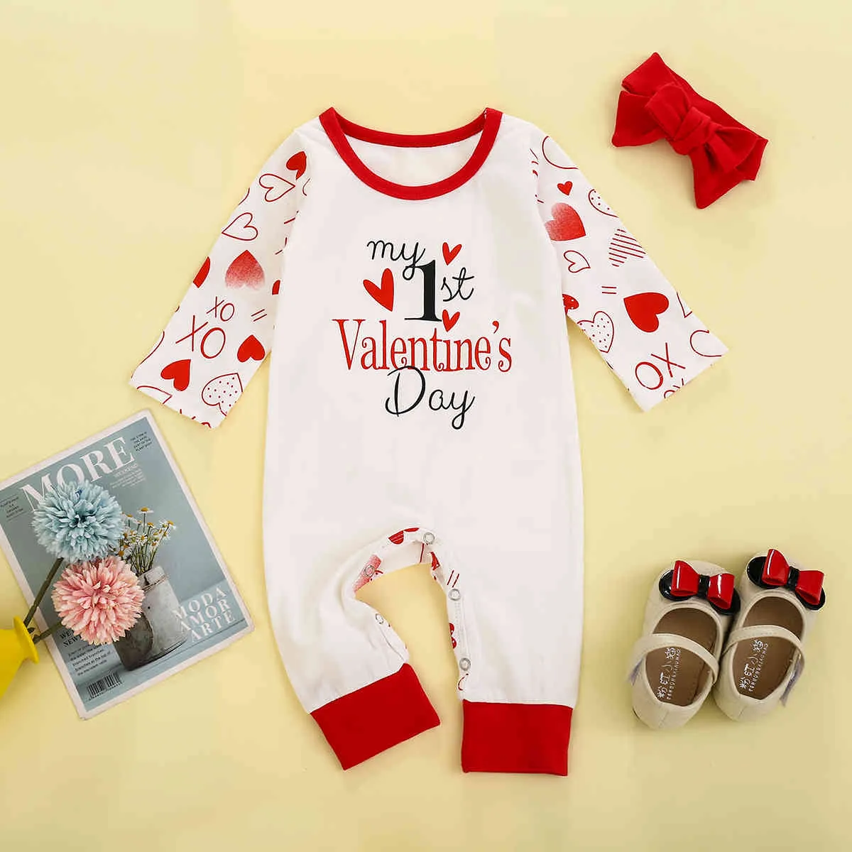 0-24M My 1st Valentineus Day born Infant Baby Girls Jumpsuit Long Sleeve Red Heart Romper Cute Clothes 210515