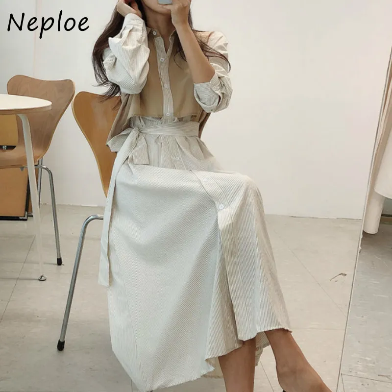 Koreanska FAKE TWO Piece Patchwork Dress Women High Waist Hip A Line Long Vestidos Slå ner Collar Sleeve Robe Slim 210422