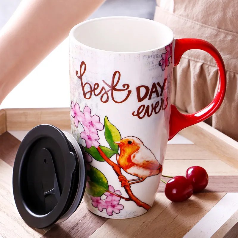 Tasses à café de voyage de grande capacité de 500ML avec couvercle, papillons en céramique sur fleurs, tasse de thé au lait en porcelaine pour femmes, cadeau de Couple 272O