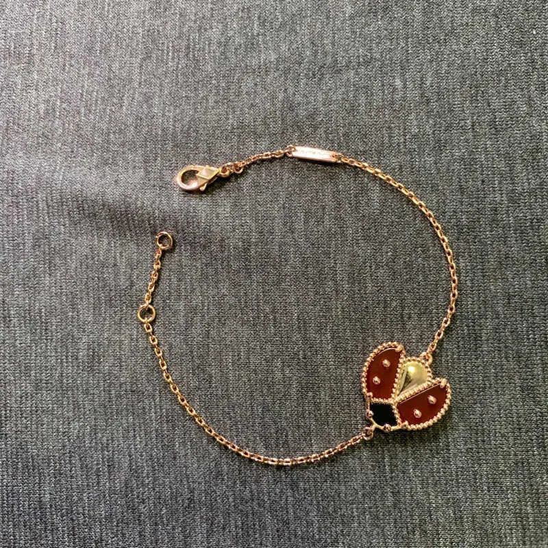 Brand Pure 925 Bijoux en argent sterling pour femmes Ladybug Cherry Leaf Wedding Jewelry Ensemble de boucles d'oreilles Collier Bracelet Rose de luxe