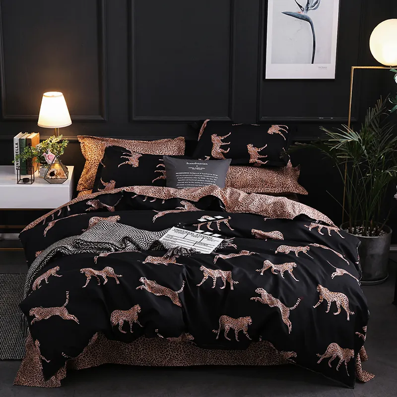 Luxury Leopard Swallow Ytterligare Geometrisk Duvet Cover 240x220 Sängkläder Quilt Cover Set 150 sängkläder 200x200 Nej Lakan