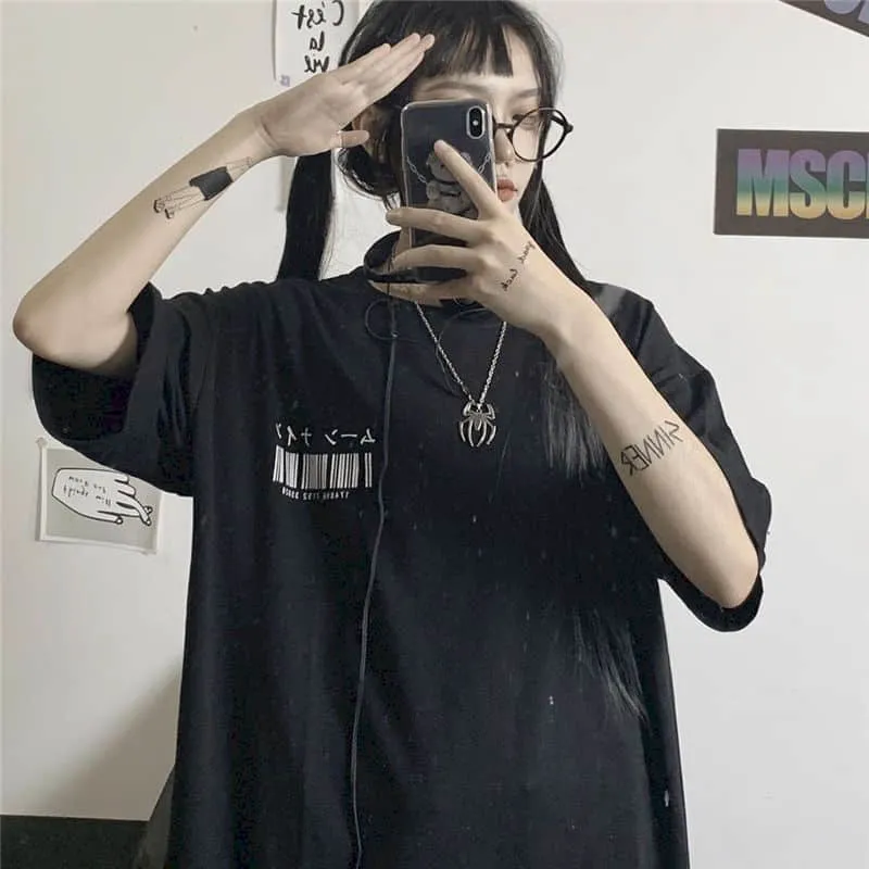 Kort t-shirt kvinnor tshirt fjäril kortärmad t-shirt studenter koreanska bf vindkläder trend punk goth kläder topp 210317