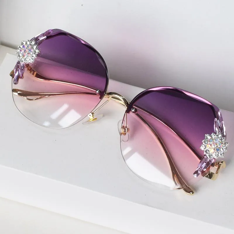Sonnenbrille unregelmäßige Mode randlose Luxus Frauen Marke Designer Bling Strass -Sonnenbrille Vintage Shades Gafas de Sol214p
