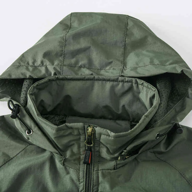 Camping Randonnée Veste Hommes Printemps Automne Sports de plein air Manteaux respirants Escalade Trekking Coupe-vent Voyage Veste imperméable 211217