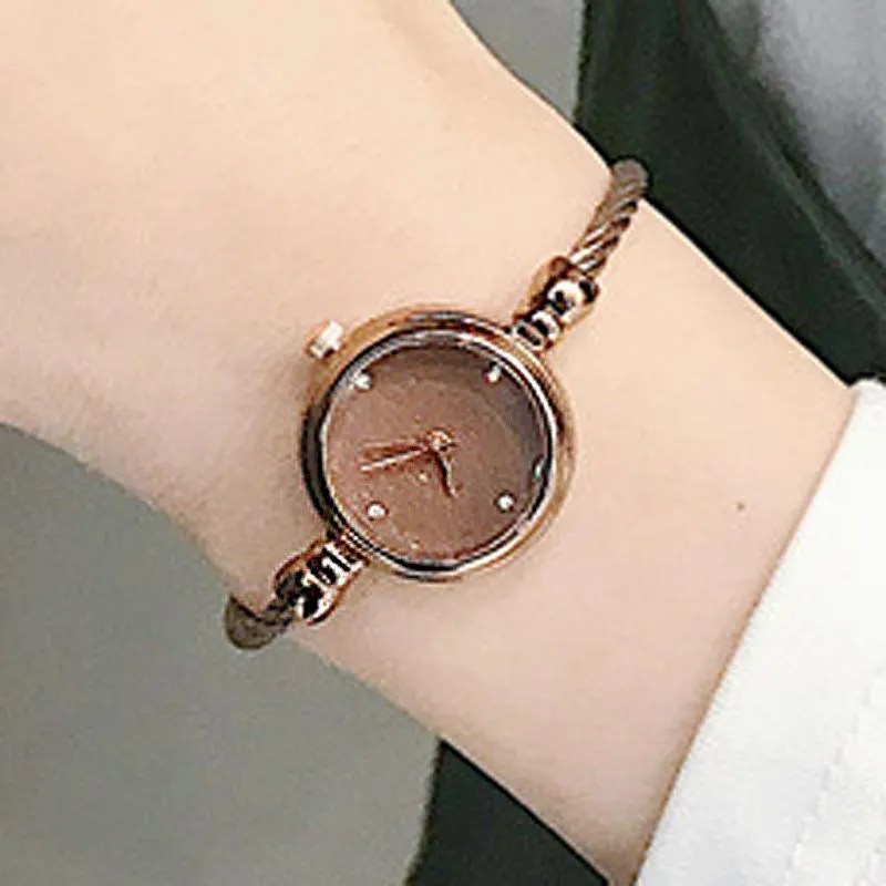 Mulheres pequenos relógios moda céu estrelado brilho diamante elegante senhoras quartzo pulseira pulseira relógios de pulso299p