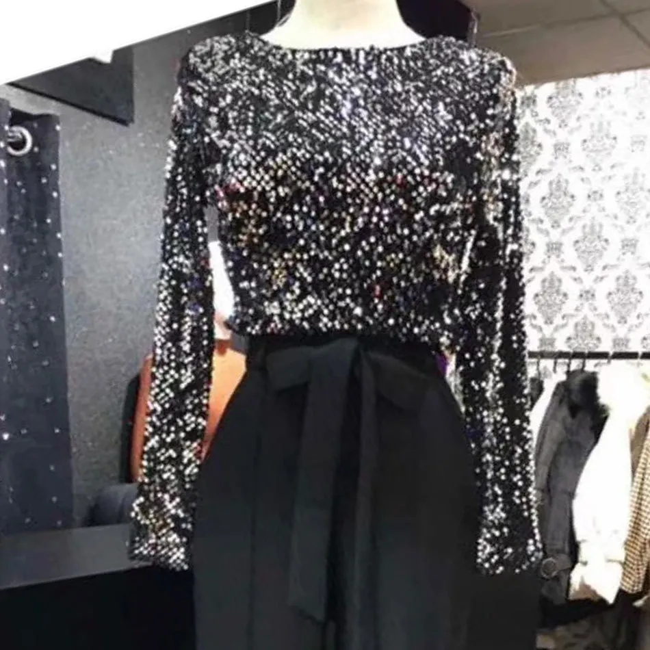 Camicetta con paillettes lucide di moda gratuita Camicetta da donna con scollo a V a maniche lunghe con scollo a V e maniche lunghe Top da pista da club 210524