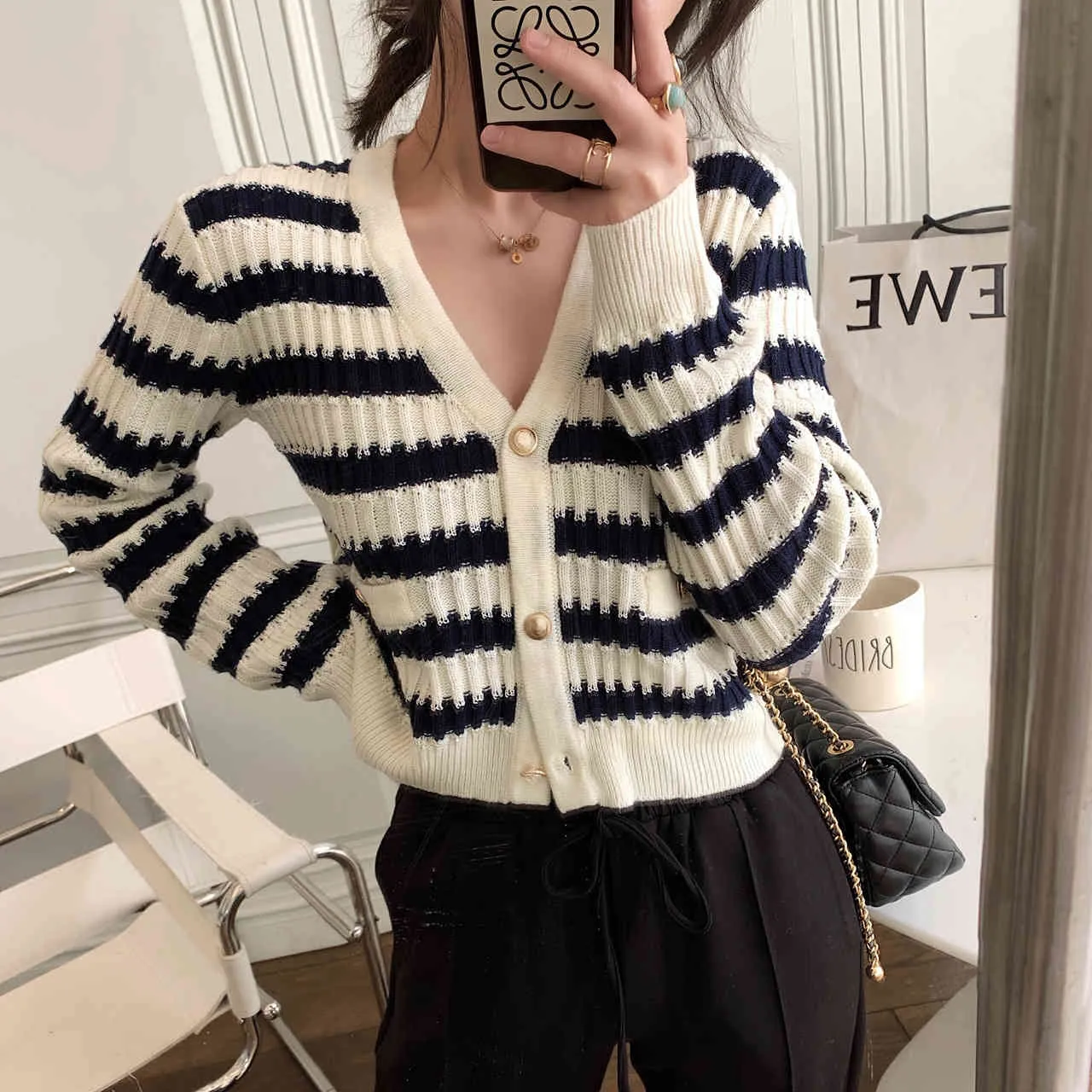 Women Casual Cardigans Short Striped Knitted Jackets Black and White Button Up V neck Long Sleeve Sweater 210430