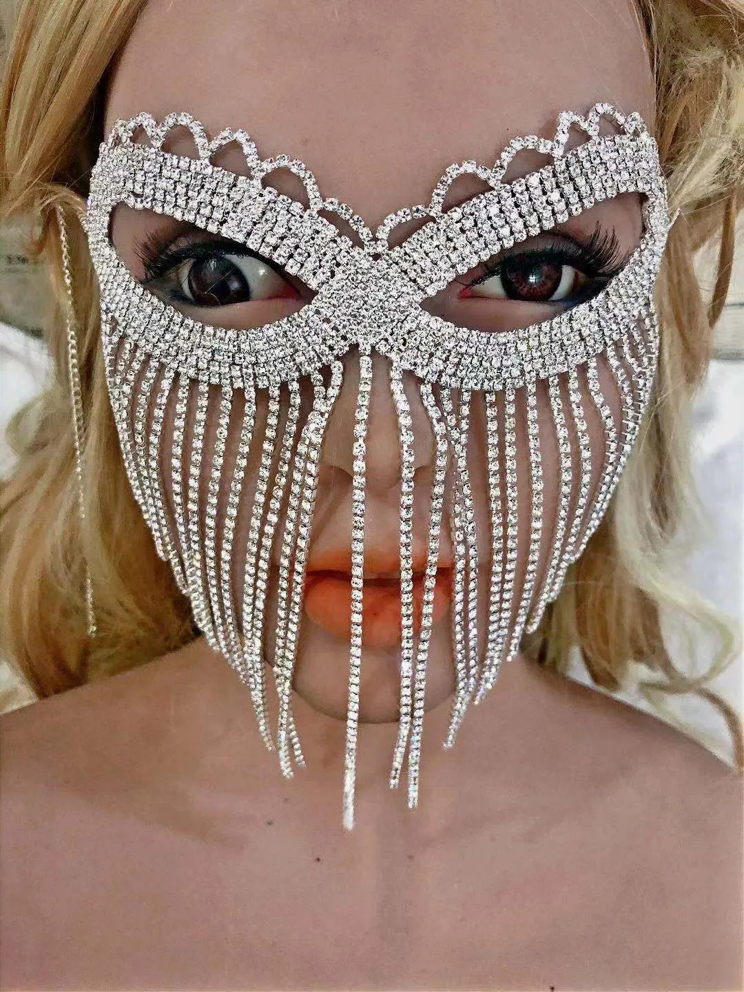 Изысканный сексуальный горный хрусталь кисточкой глаз женские животные роскоши сияющие кристаллические маски мода танцевальные украшения