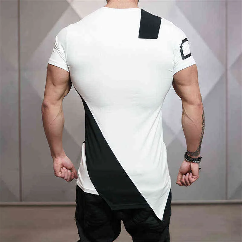 2019 Gymnases Bodyengineers Été Le Stade Shark Stringer T-shirt Homme Bodybuilding Et Fitness Crime T-shirt À Manches Courtes G1222