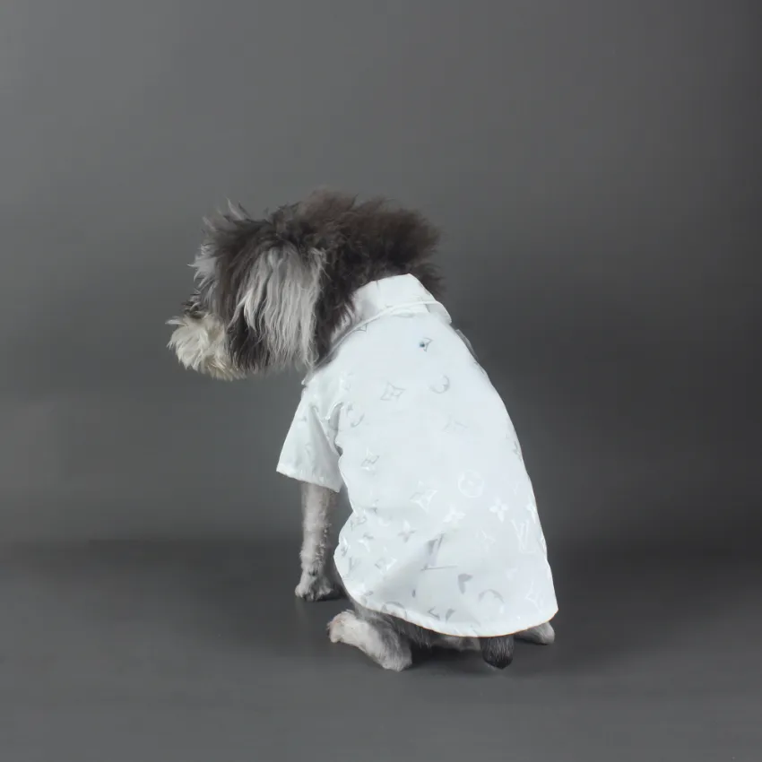Собака одежда мода дизайнерская собака писем печатает белая рубашка теплые собаки кошек одежда плюс размер