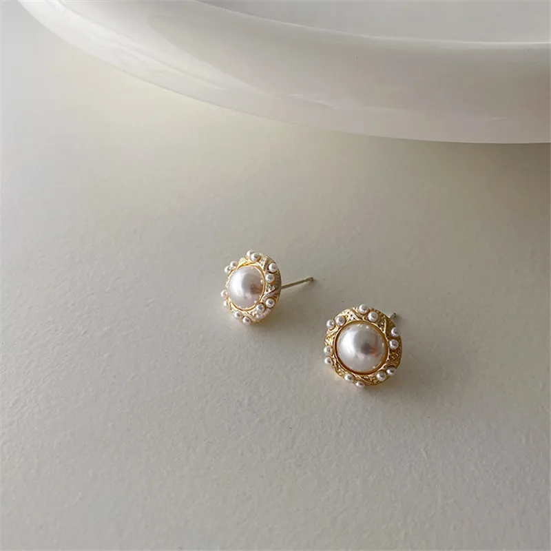 Baroque Pearl Stud Earrings For Women Vintage Gold Color Small Earring Temperament Korean Round Pendientes Jewelry Gift5471456