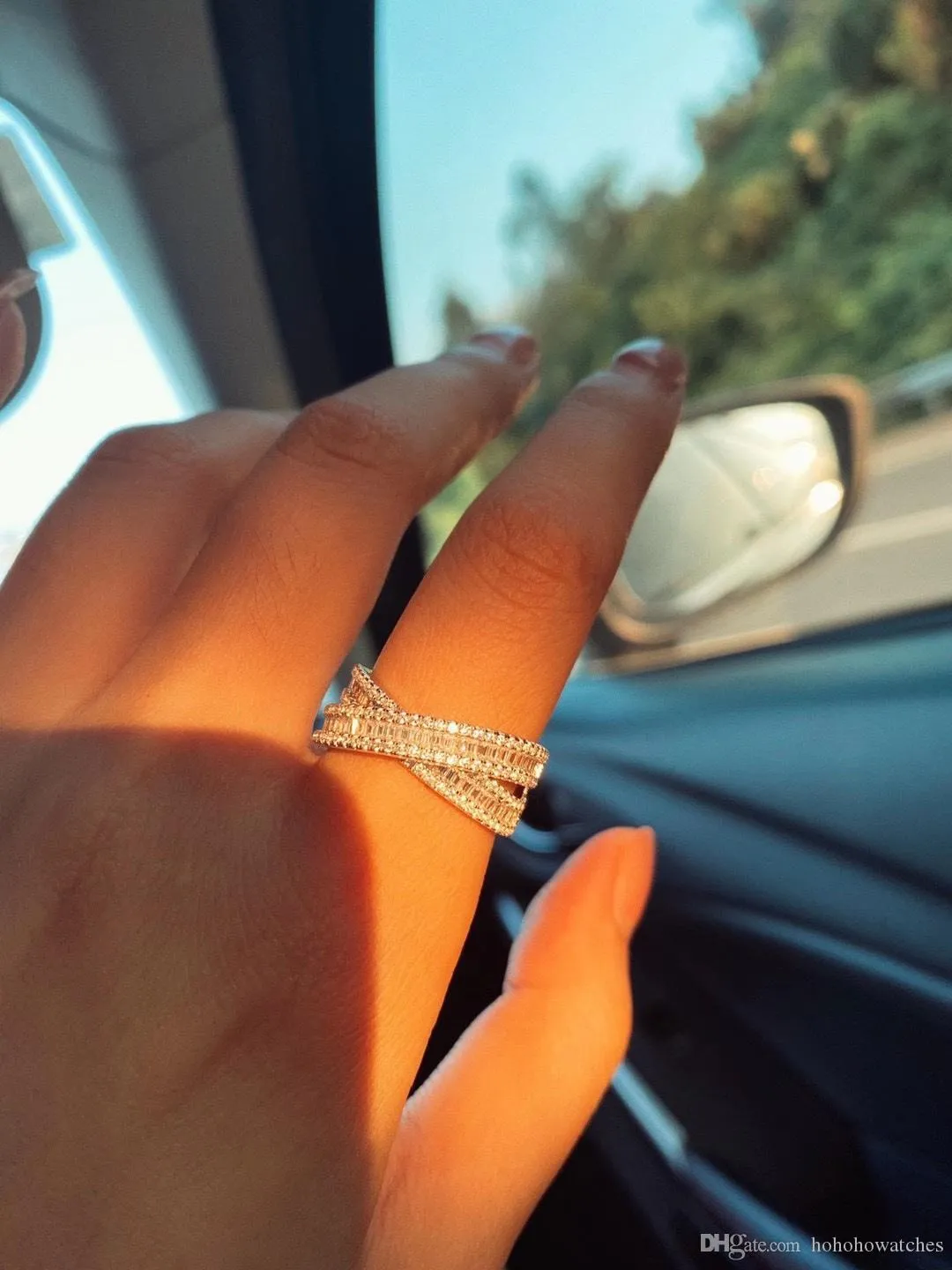 Роскошные дизайнерские ювелирные украшения женщины с боковыми камнями 925 Серебряное серебро 18K Золотое обручальное кольцо Bague Dame Brand Diamond 2420