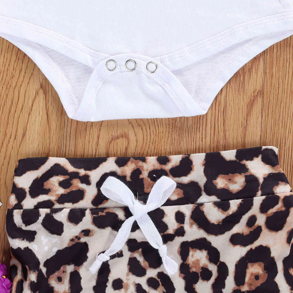 0-18 Monate geborenes Säuglingsbaby-Kleidungsset Kleine Schwester Brief Strampler Leopard Shorts Outfits Herbstkleidung 210515