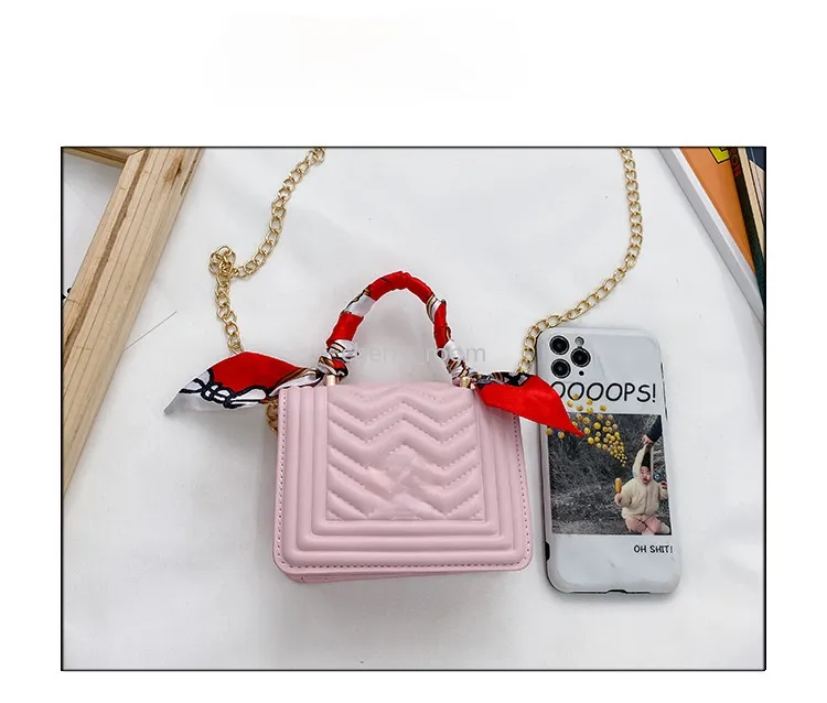 Borse ragazze di lusso Moda bambini Lettera Perla Una borsa a tracolla mini borsa Borsa a tracolla pirncess sciarpa di seta bambini carini F123