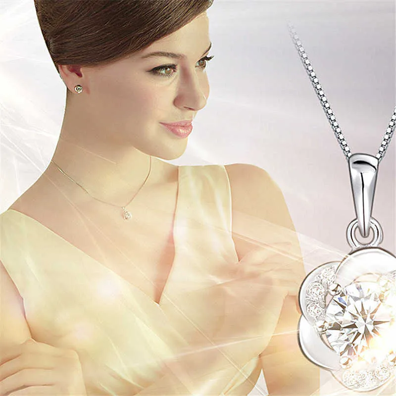 Colliers pour femmes en cristal pendentif en forme de fleur de mode pour femmes en argent brillant plaqué or