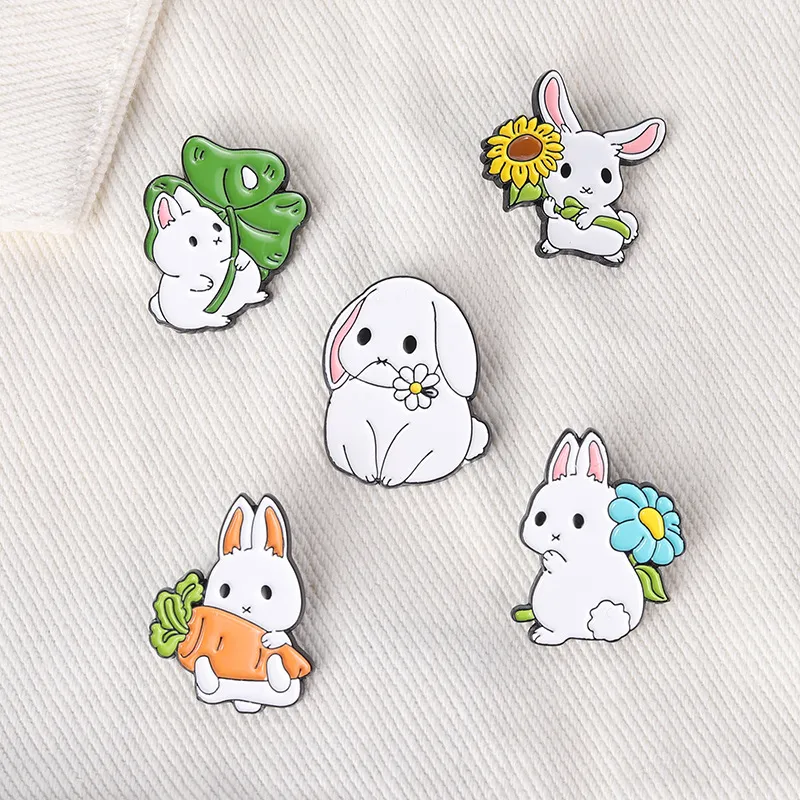 Korean Cartoon Rabbit Dog Brooches Alloy Paint Animal Hug Flower Carrot Badge Jewelry Accessories Unisex Cowboy Backpack Clothes L235b