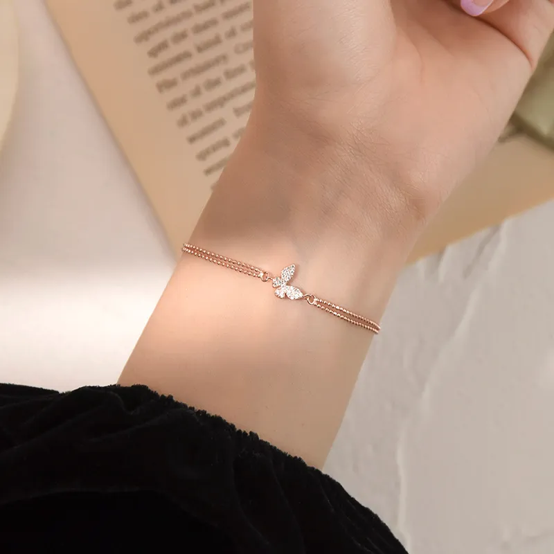 Doce brilhante zircão borboleta pulseira para mulheres anti-alérgicas prata cor pulseira de corrente com s925 selo presente S-B401