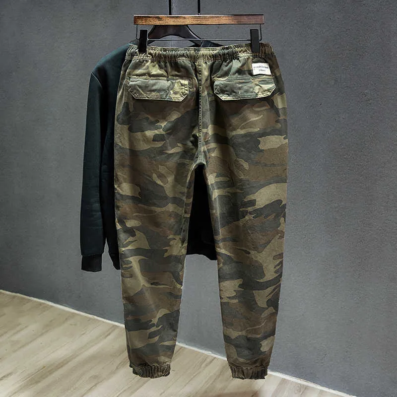 Pantalon cargo pour hommes Streetwear Printemps Style coréen Bande de taille élastique Camouflage Mode Casual Harem Pantalon Mâle Joggers 210715