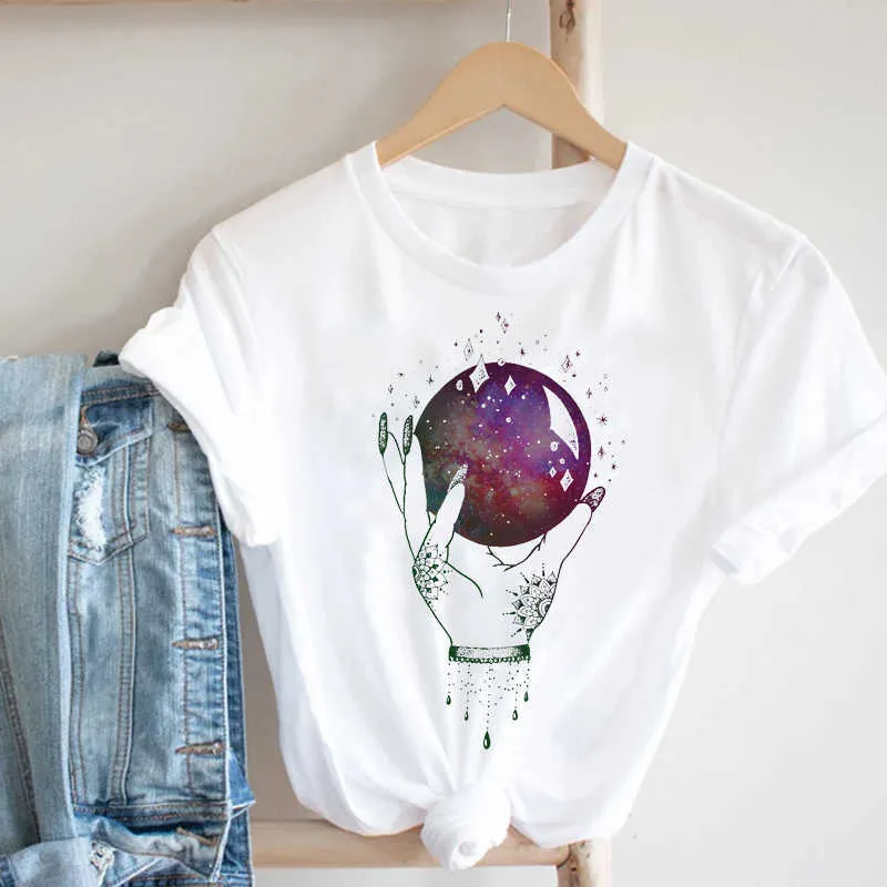 Kadın Rahat Karikatür Ay Yıldız Gece Baskı Bayanlar Kawaii 90 S Moda Giysileri Baskı Tişört Kadın Tee Üst Grafik T-shirt X0527