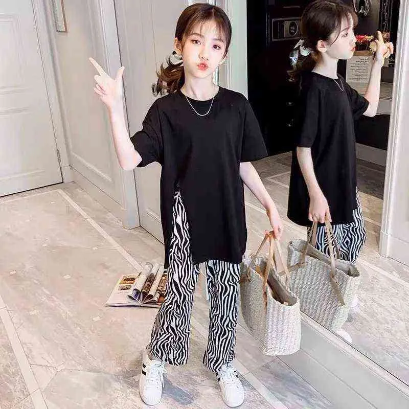Summer Tracksuit Set In For Girls Fashionable Teenagers Clothes For  Children Aged 10 12 Years G220217 From Qiaomaidou04, $11.81