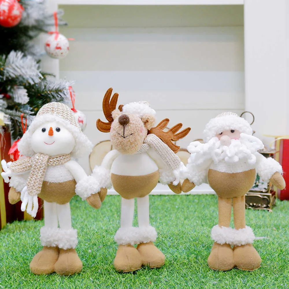 豪華なクリスマスの飾り立っているおもちゃの置物サンタ雪だるまトナカイ自宅の屋内屋外の装飾ナビダード211018