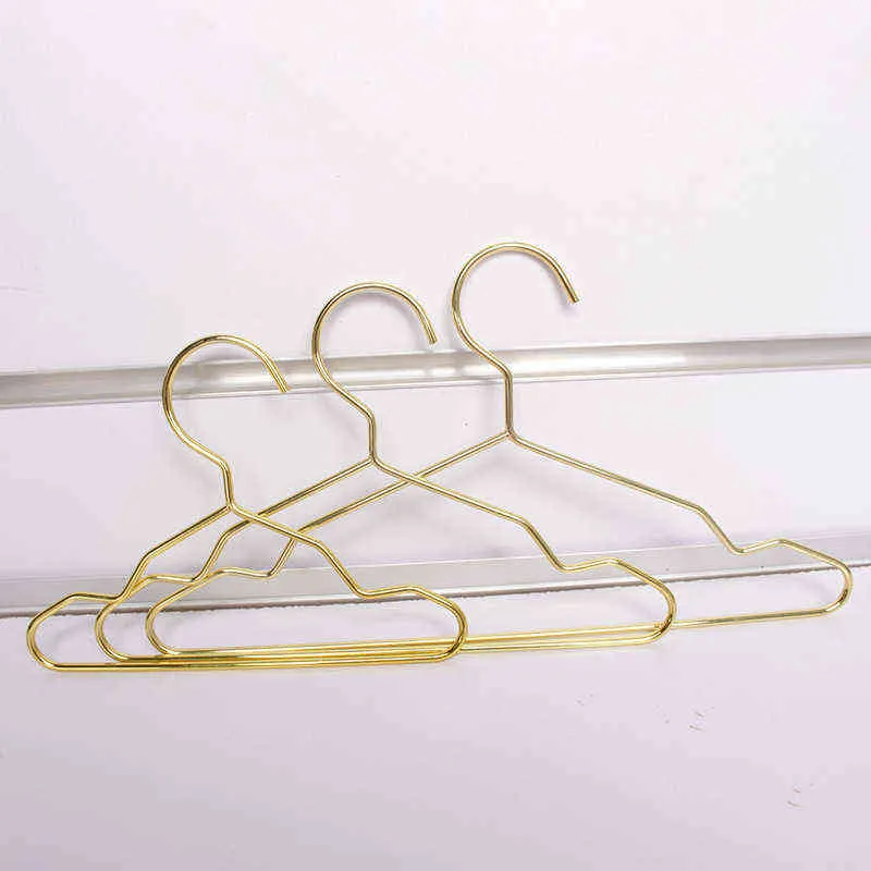 10st Creative Pet Clothes Rack Special Cat Dog Clothes Hanger Home Pet Costume Rack Gold Metal Hanger 211029230g