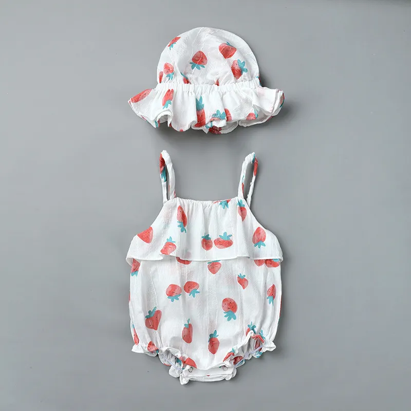 Letnia Bez Rękawów Ubrania Dla Dzieci Kobiet Strawberry Drukowane Sling Romper Cotton Kombinezon + Darmowy kapelusz 210515