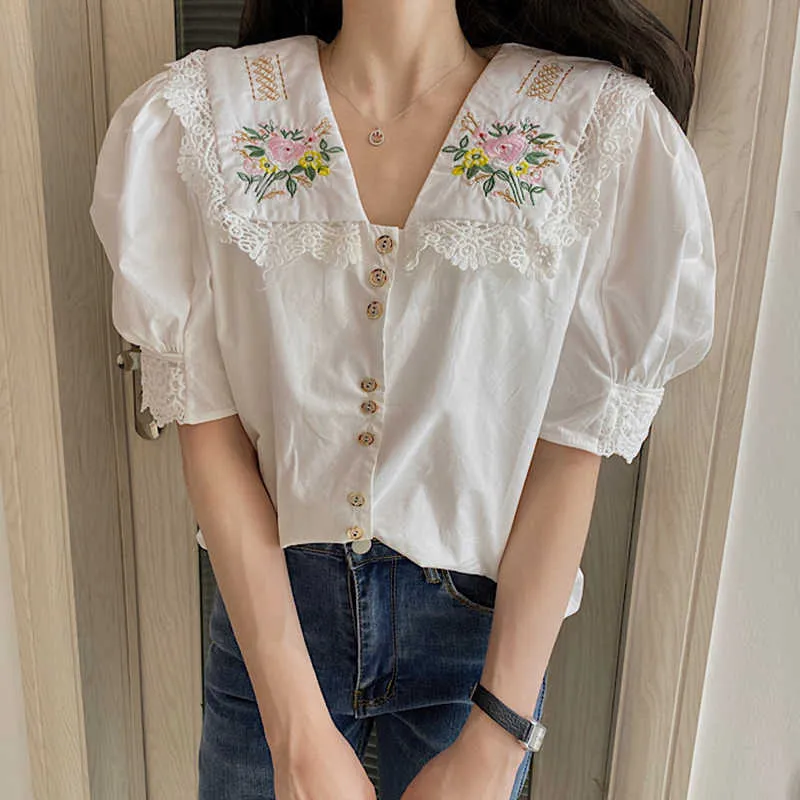 Korejpaa camisa de mujer verano coreano Retro suave bordado flor encaje costura solapa blusas de manga de soplo de un solo pecho 210526
