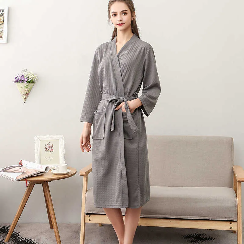 Summer Women Waffle Bathrobe Dress Gown With Belt Two Pockets Solid Robe Sets Comfortable Fabric Ladies Female Sleeping Gowns 210924