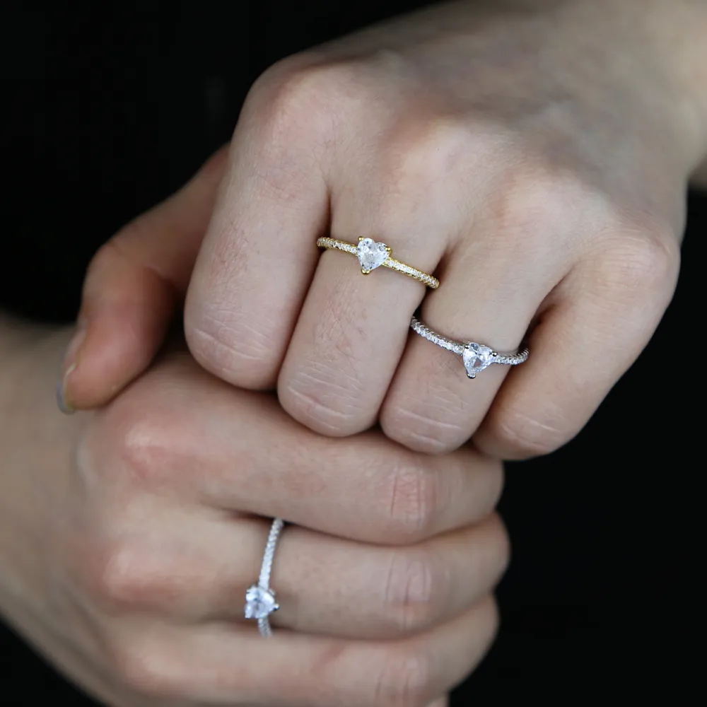 Prawdziwy 925 Pierścień srebrny geometryczny iskrzenie sześciennych cyrkonu Piękne serce Pierścienie palców zespołu dla kobiet w USA Rozmiar 5 6 7 8