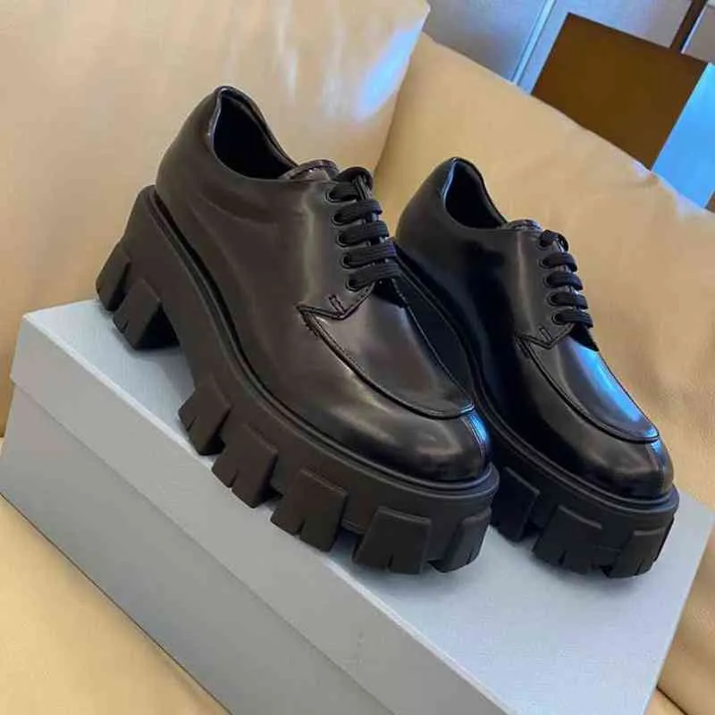 2022 frühling Frauen Einzigen Schuhe Schwarz Patent Leder Dicken Boden Britischen Stil Schuhe Casual Komfortable Lace Up Plattform Schuhe