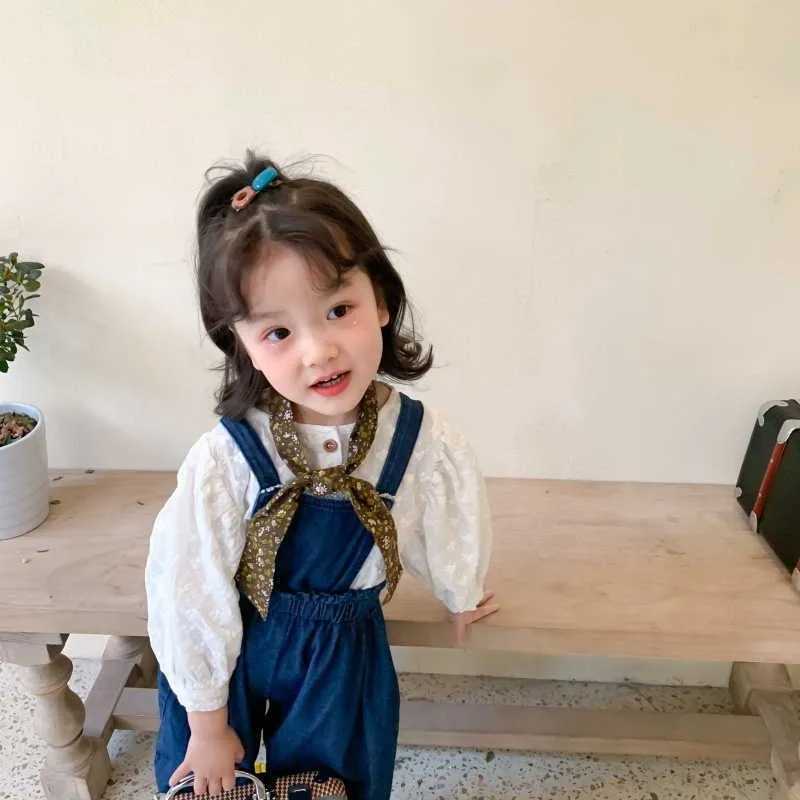 Neonata stile coreano primaverile Set da 2 pezzi Camicie lunghe bianche + Salopette di jeans Abbigliamento bambini E670 210610