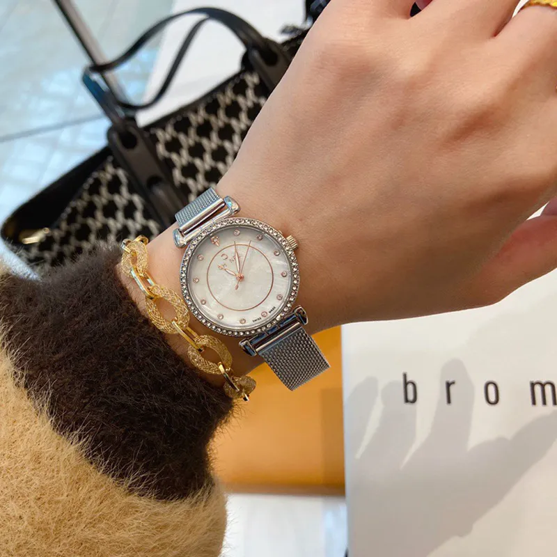 Marque montres femmes fille joli cristal style acier Matel bande montre-bracelet CHA50