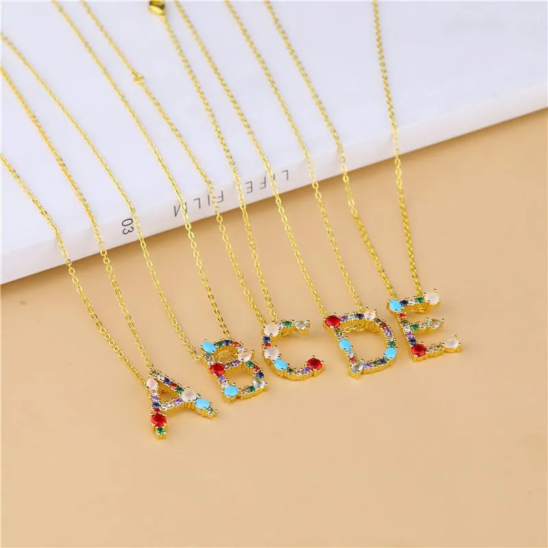 Pendanthalsband Multicolor CZ Charm Gold 26 Alphabet Halsband Micro Pave Zircon Letter A-Z Par Jewelery Gift255Q