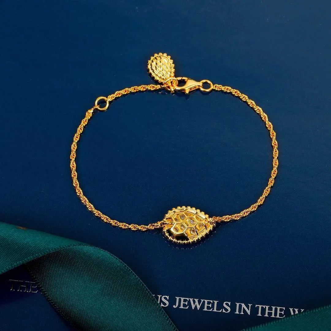 Nueva marca de joyería de plata de ley 925 pura para mujer, pulsera de gota de agua, joyería de boda Praty, bonito Color dorado, diamante Lovely249b