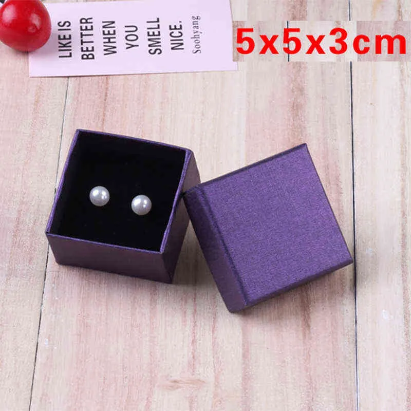 boîte d'emballage de bijoux carrés 9 * 7cm papier violet collier bague boucles d'oreilles bracelet cadeau pour la Saint-Valentin de haute qualité 211105