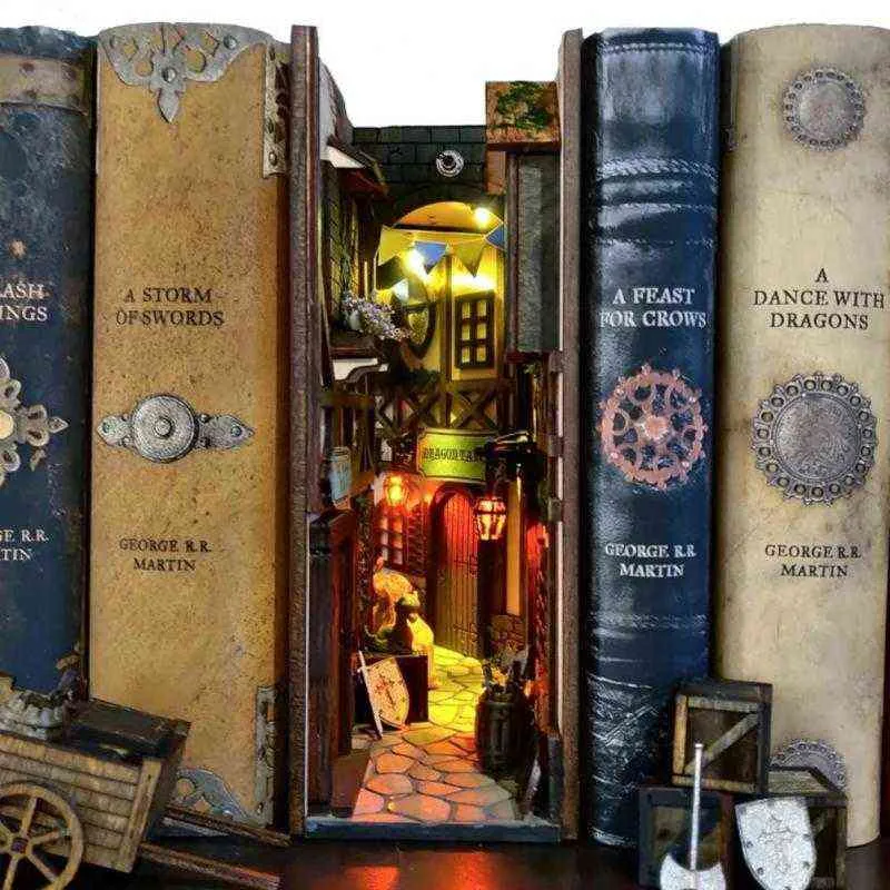 Medieval Bookshelf Insert Ornament Wooden Dragon Alley Book Nook Art Bookends Study Room Bookshelf Figurines Craft Home Decor H1103594942