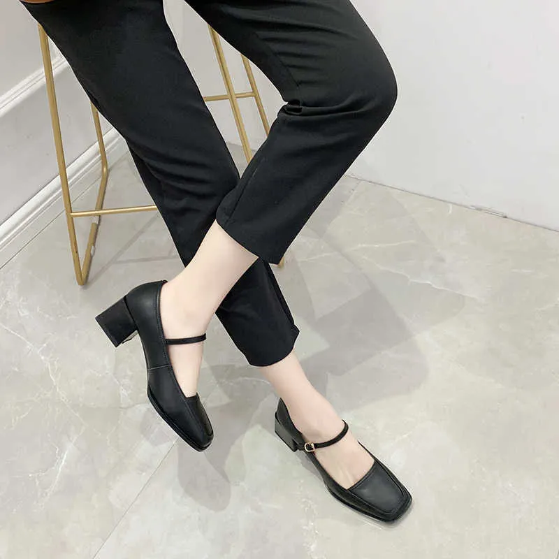 EOEODOIT Women Retro Mary Janes Pumps Shoes Med Heel Square Toe Buckle Shoes Spring Summer Sandals Leather Pumps Y0611