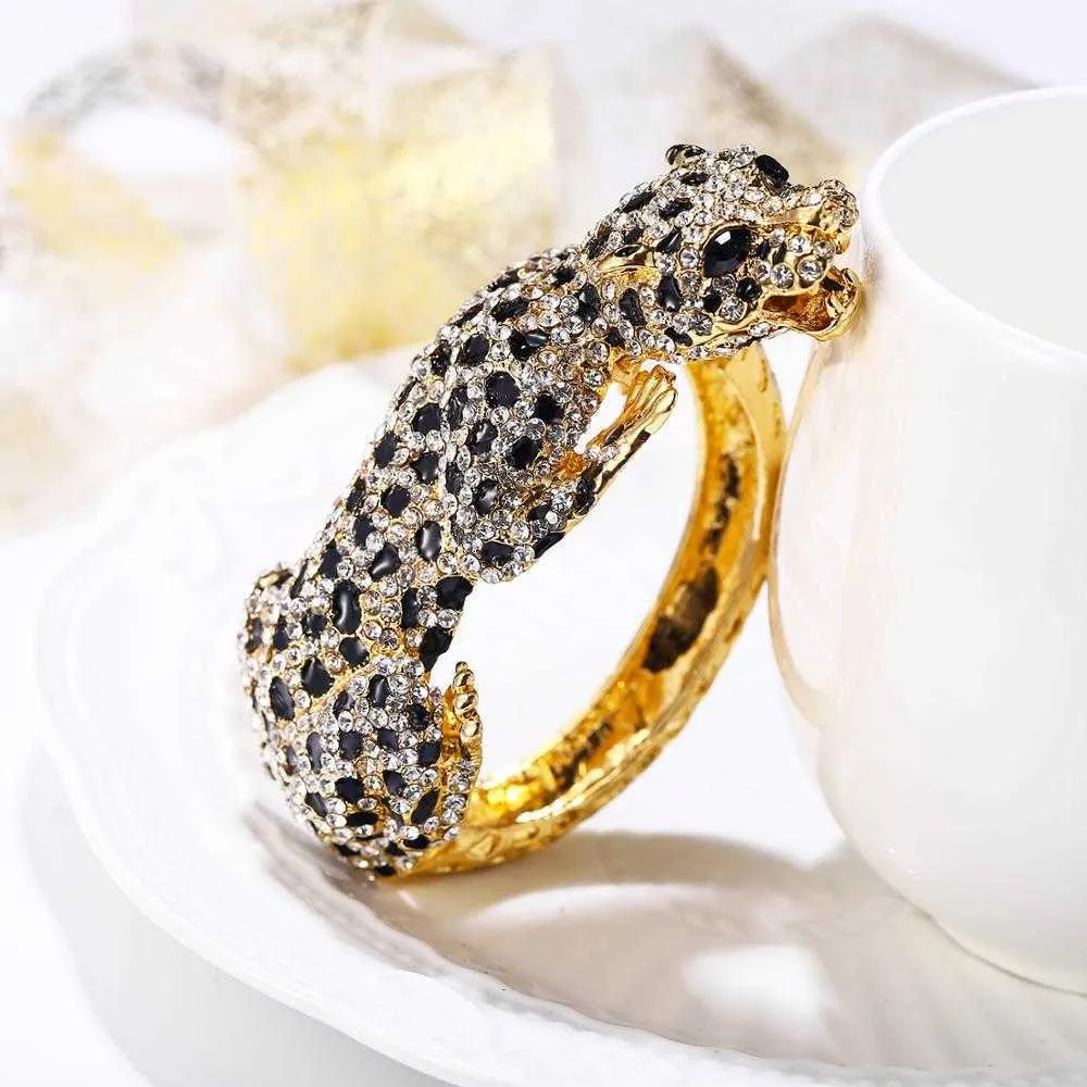 Леопардовая пантера браслет женский браслет женская эмалевая эмалевая хрустальная вечеринка Золото золото брасалите индийские ювелирные изделия Kpop Fashion 2109288W